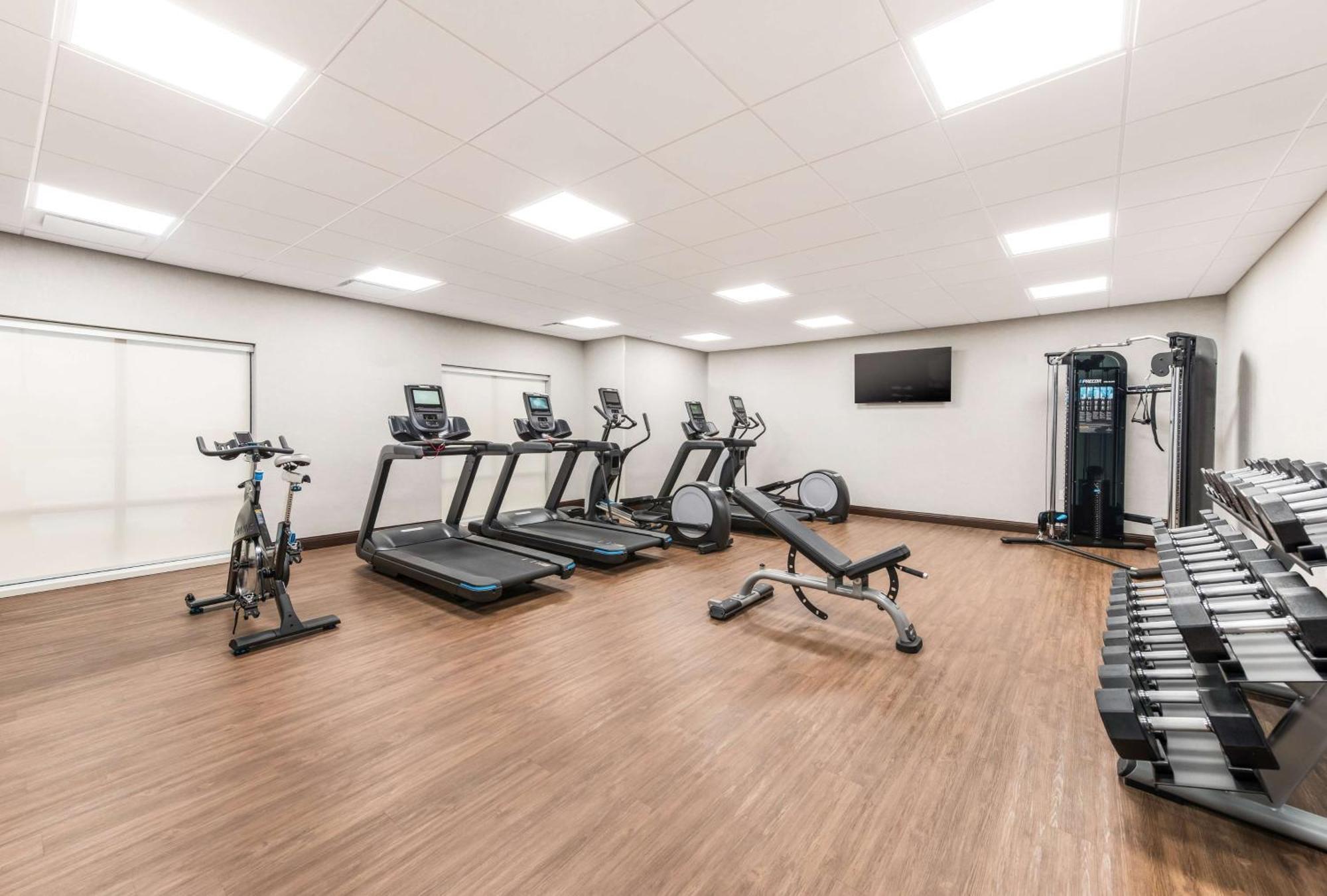 Hampton & Benton Harbor, Mi Hotel 3*