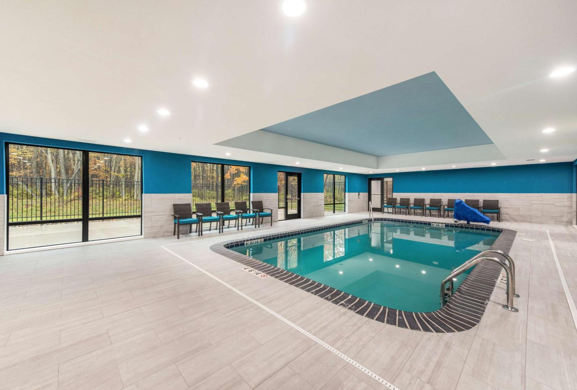 Hotel Hampton & Benton Harbor, Mi 3*